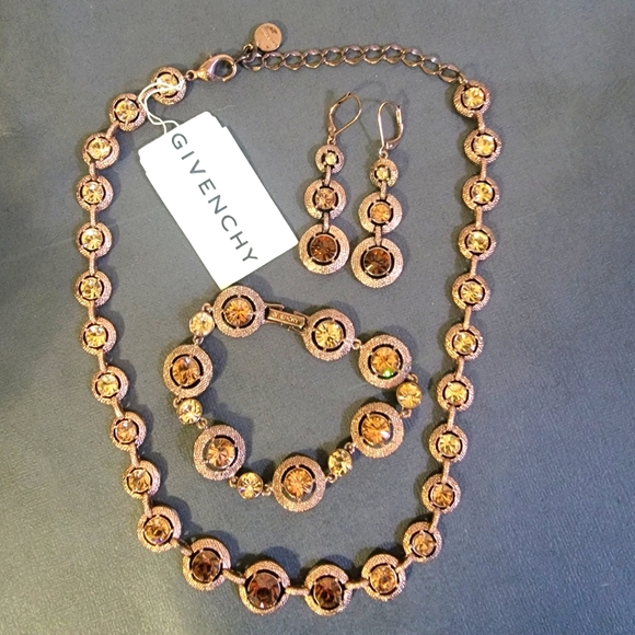 Givenchy Gold and Brown Necklace Set - Picture 1 of 10